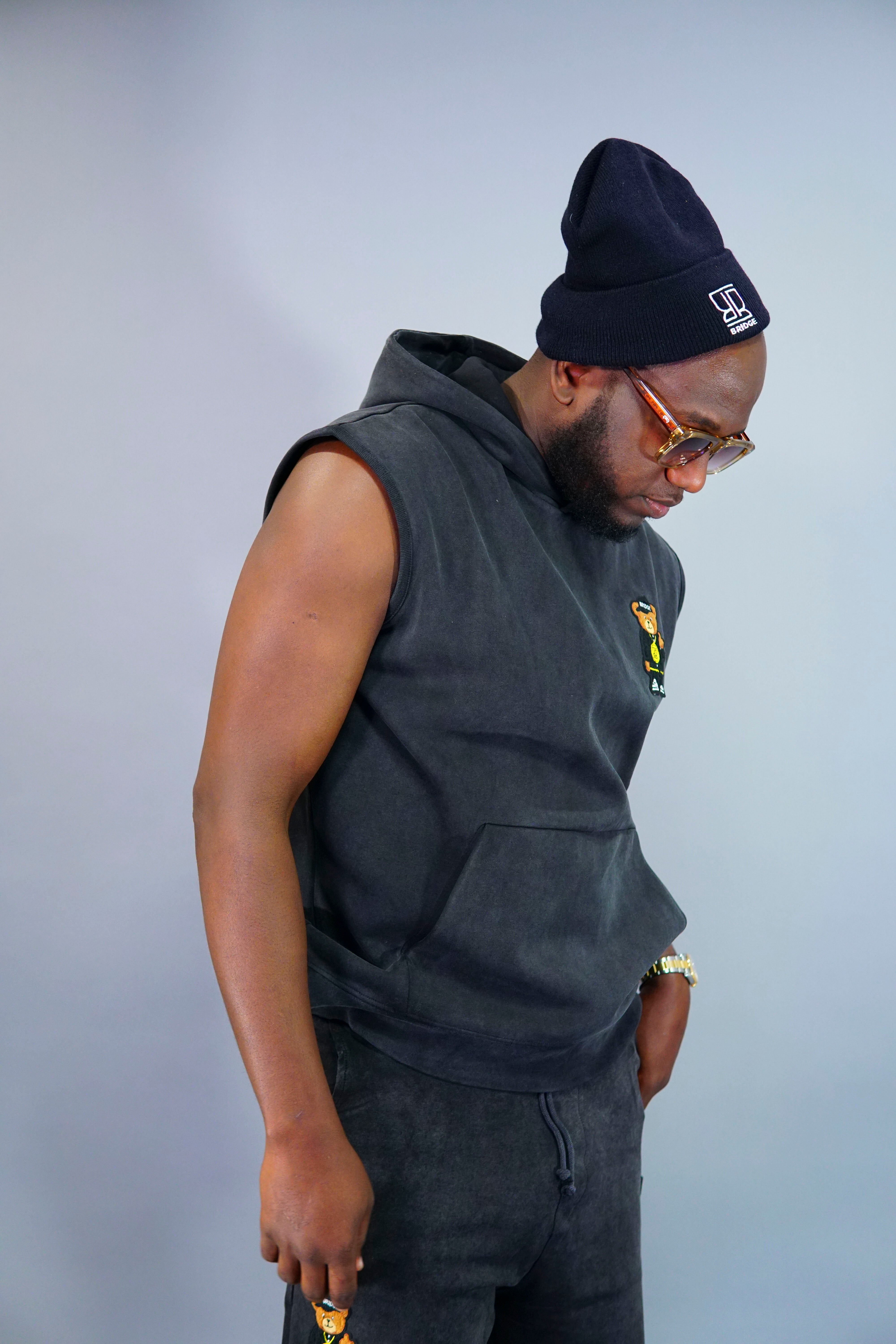 Middle Finger Shorts Suit